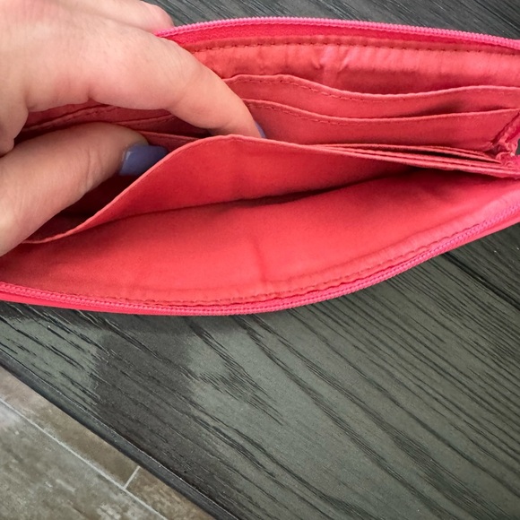 Coach Jacquard Signature Tan W/Coral Pink Trim Wallet - Picture 9 of 14